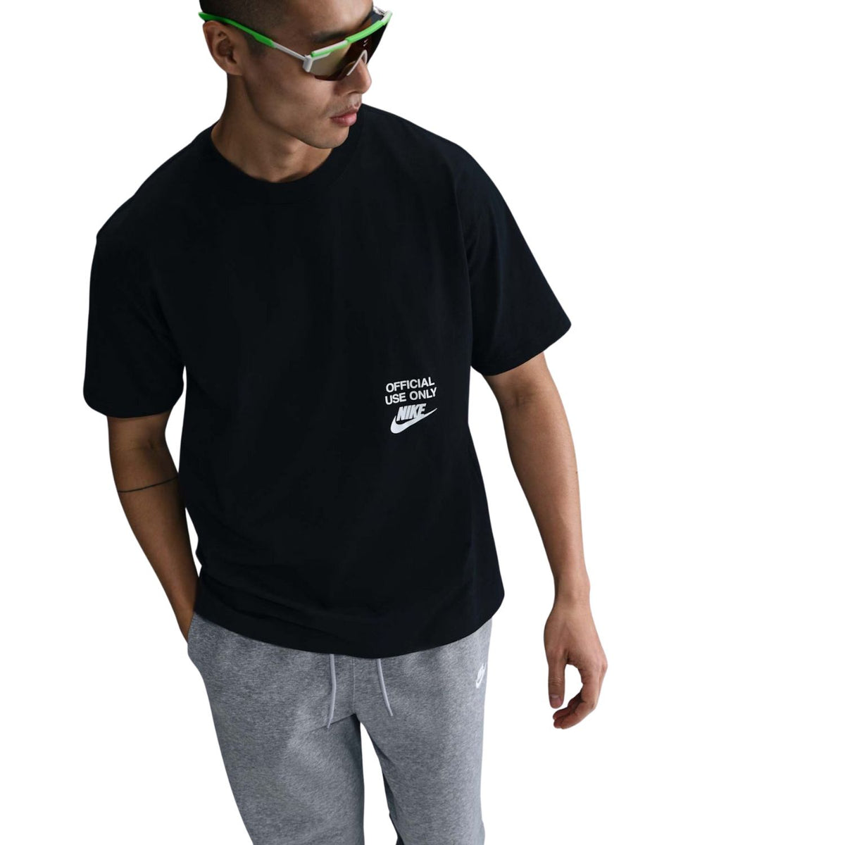 CAMISETA NIKE M90 OC REMIX HJ0774 010 – Chloro Sneakers