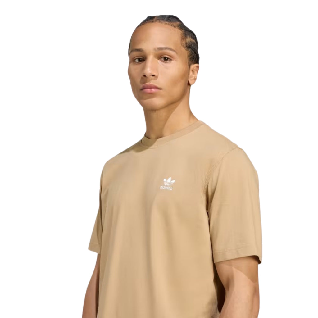 CAMISETA ADIDAS ESSENTIALS JX2824 – Chloro Sneakers