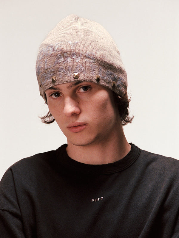 GORRO PIET OBEY STUDDED