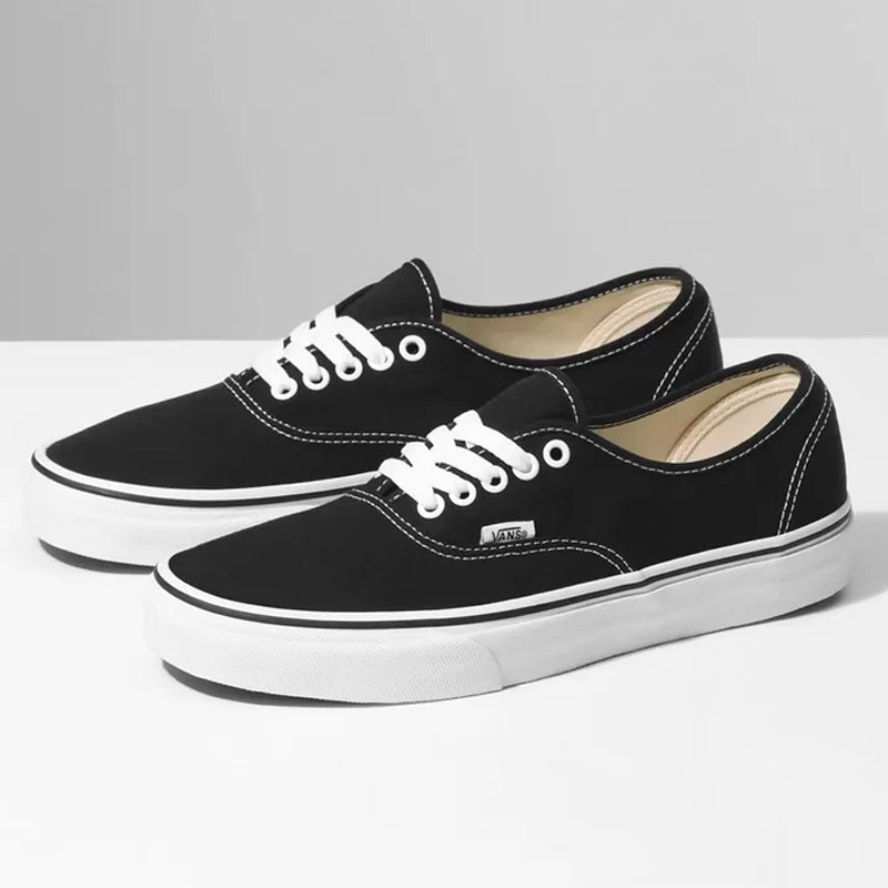 TENIS VANS AUTHENTIC PIG SUED VN00BEE3BLK